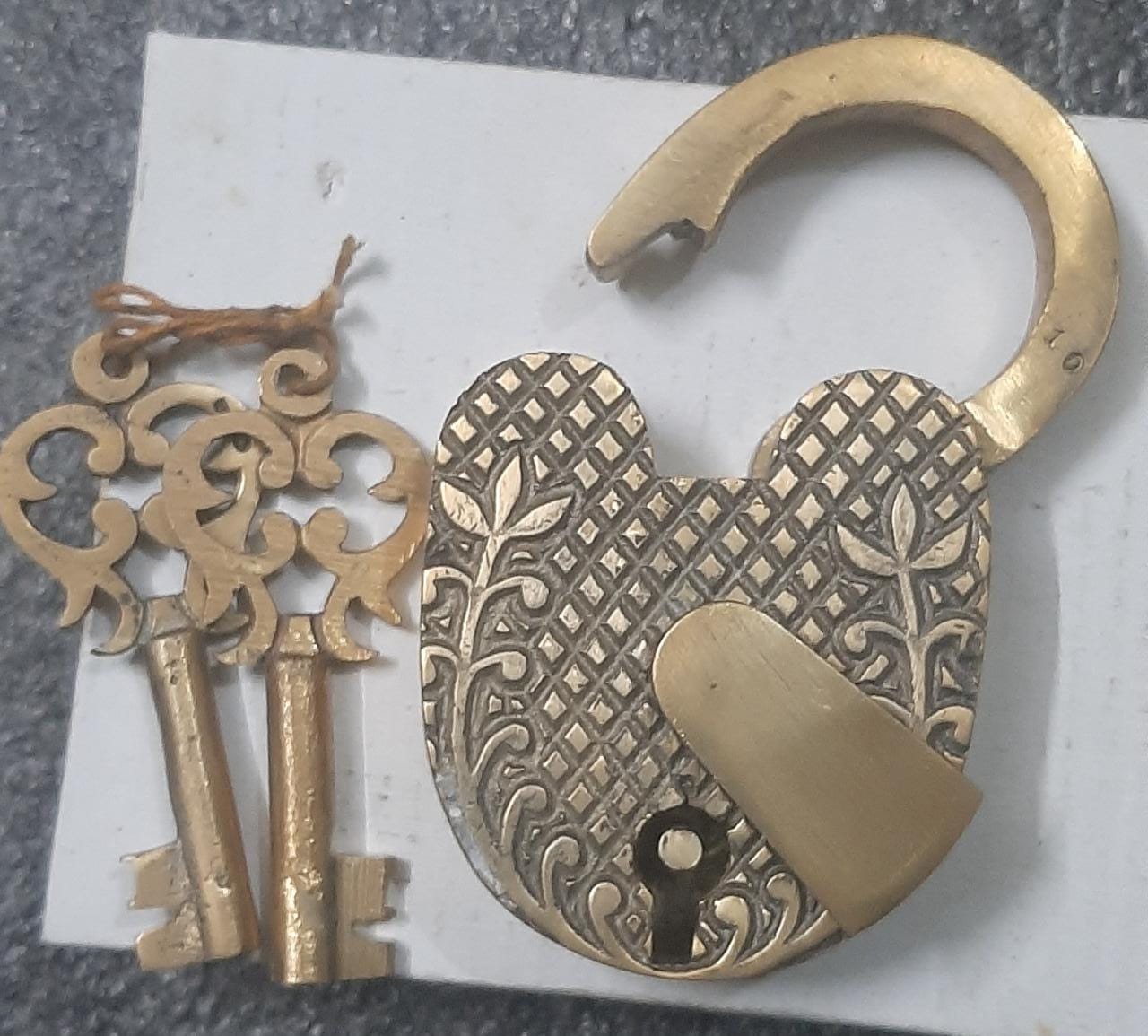 Brass door pad lock