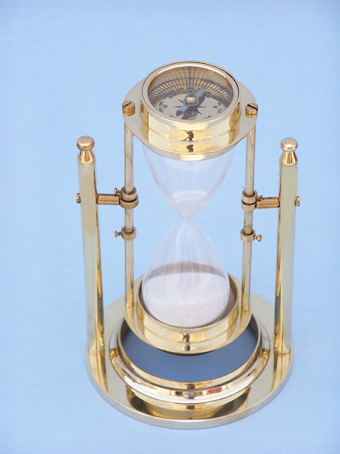 Gimbaled sand timer with compass