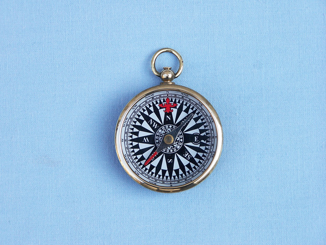 Pocket compass