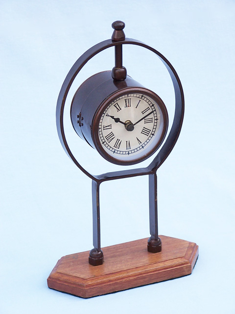 Black hanger wood base table clock