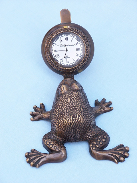 Frog table watch