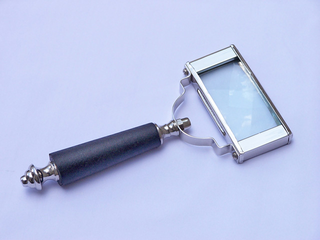 Handle magnifier 